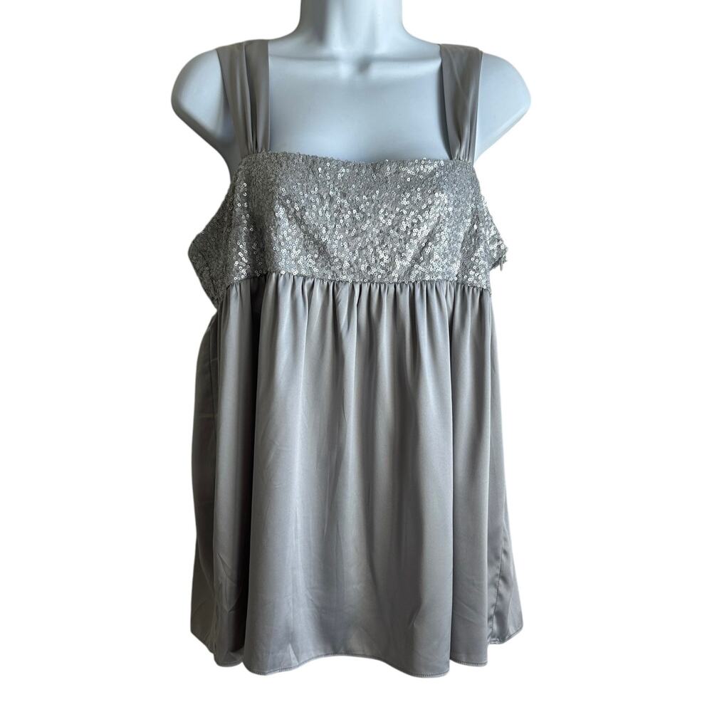 New York & Co Women Top 8 Silver Sequins Flowy Babydoll Dressy Glam‎ Glitz Retro